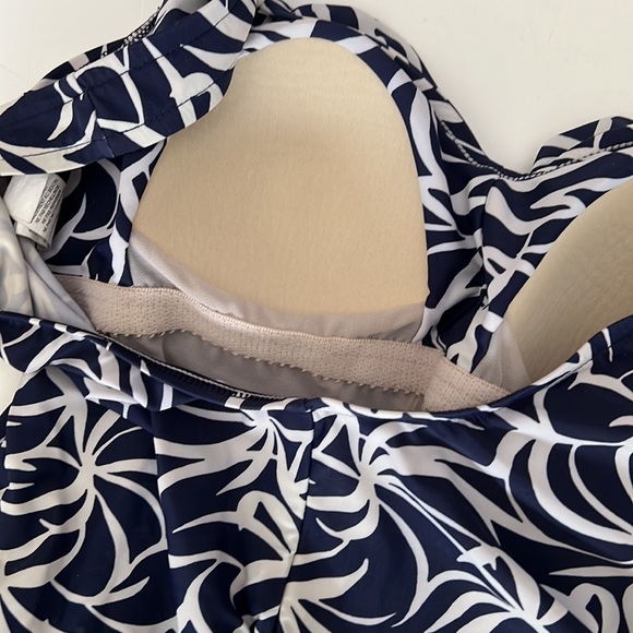 Maxine of Hollywood Navy and White Ruched Front One Piece Swimsuit - Picture 3 of 7